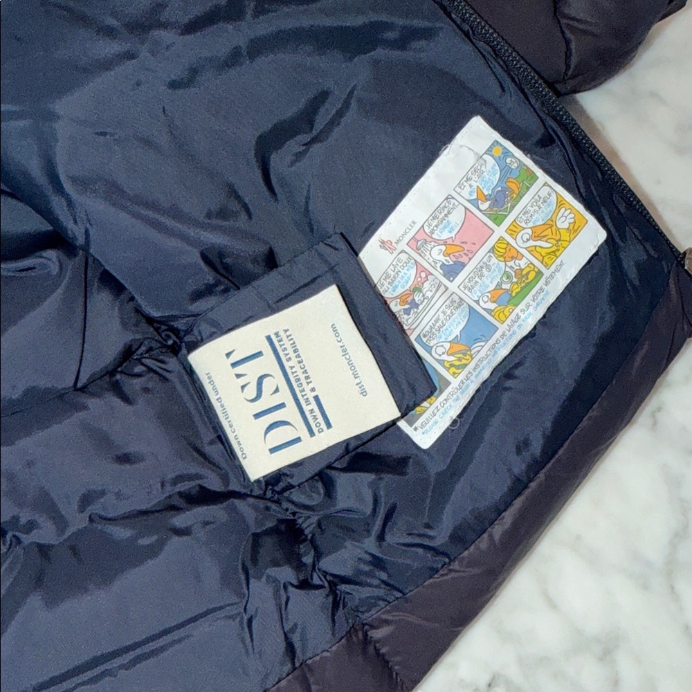 Moncler Dark Blue Hooded Puffer Jacket 2Y - Picture 12 of 12